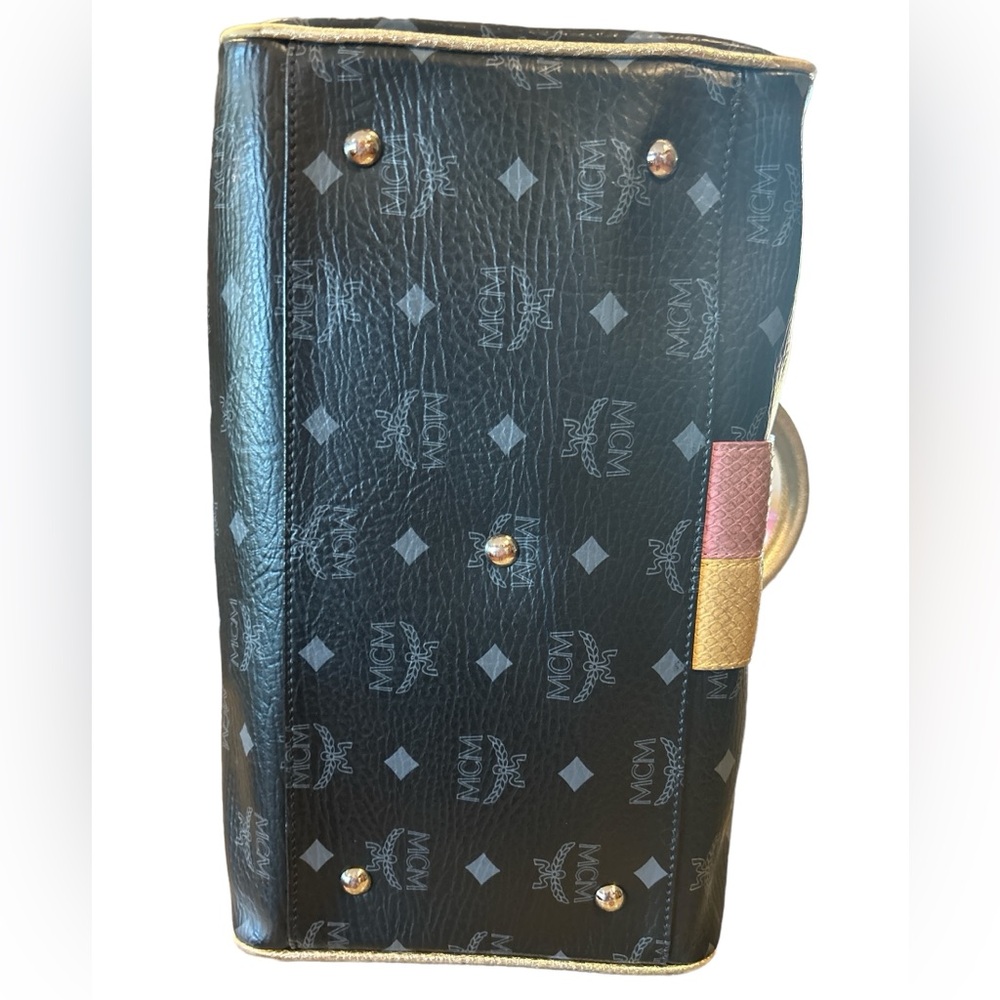 🔥 MCM 🔥Visetos Lion Princess Boston Black and Gold Lion Print Bag - Picture 7 of 13